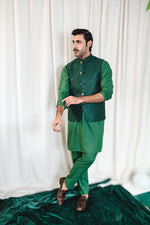 Load image into Gallery viewer, Emerald Koti Set - Mens
