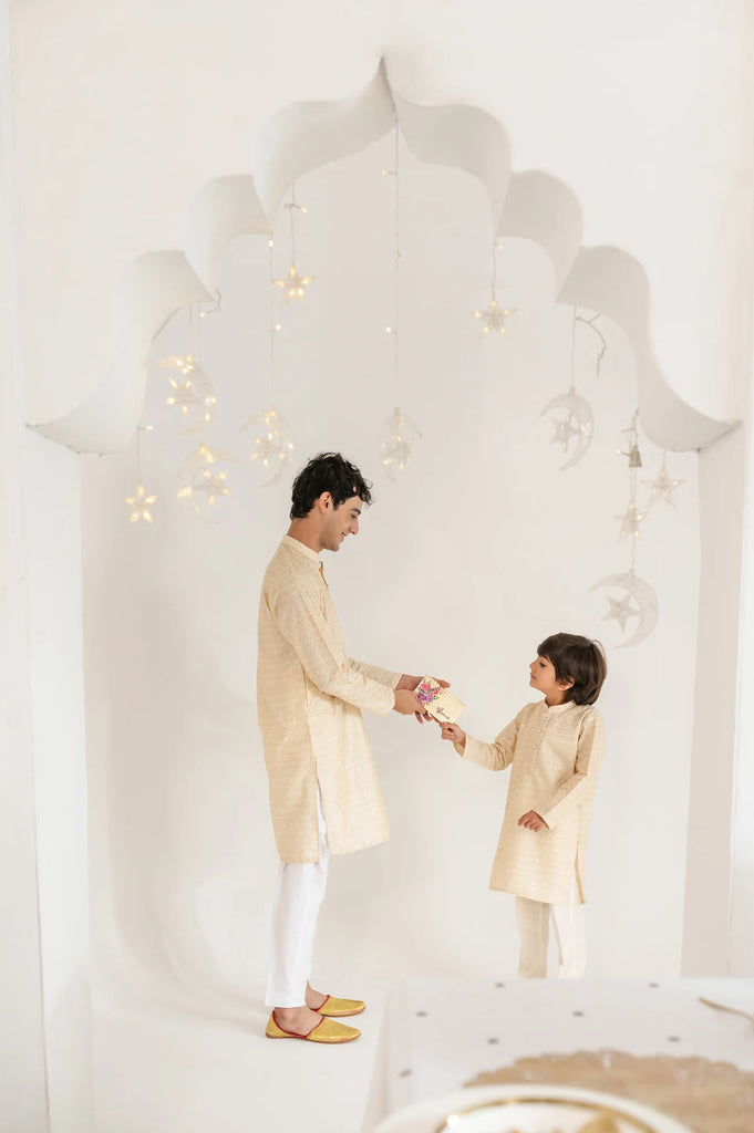 Ivory Silk Mesori Kurta